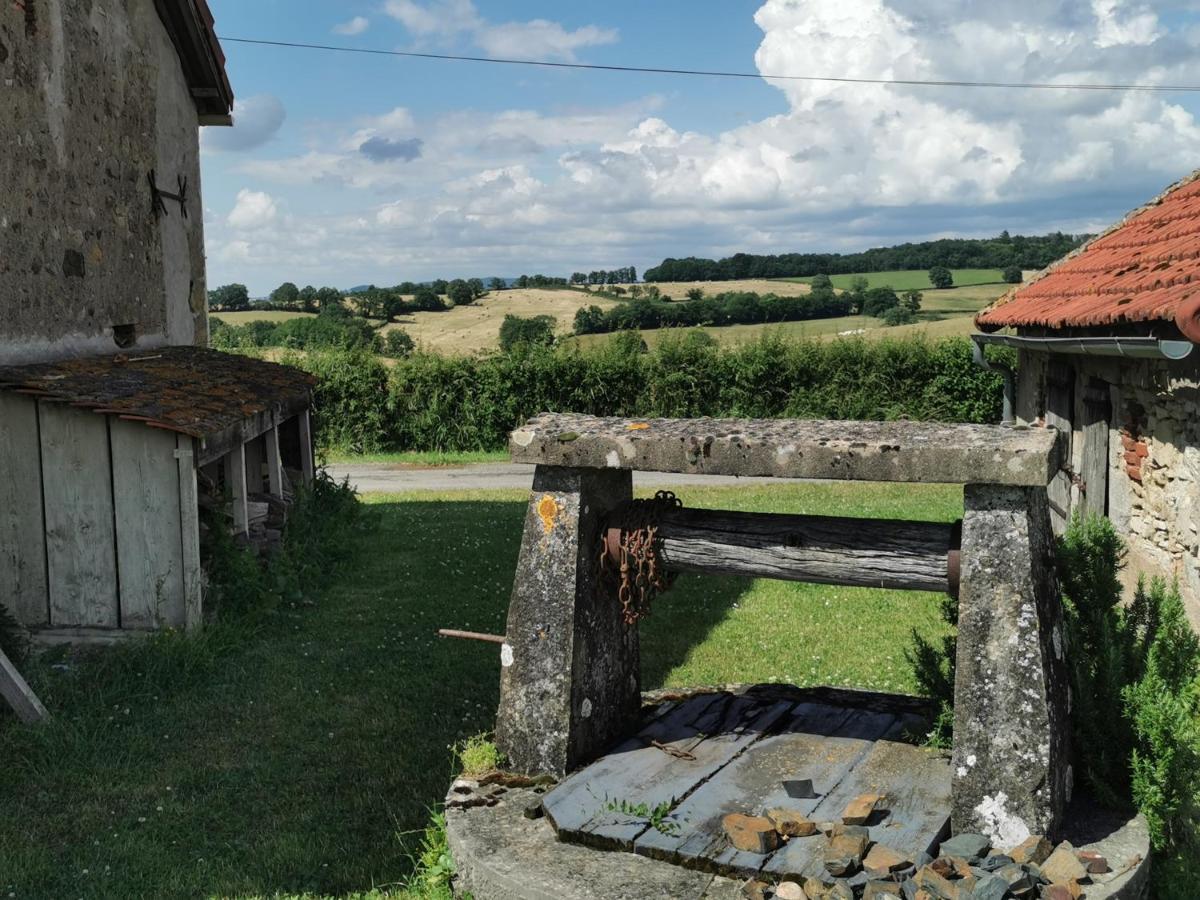 Maison De Campagne Isolee Pour Famille Ternant  Buitenkant foto