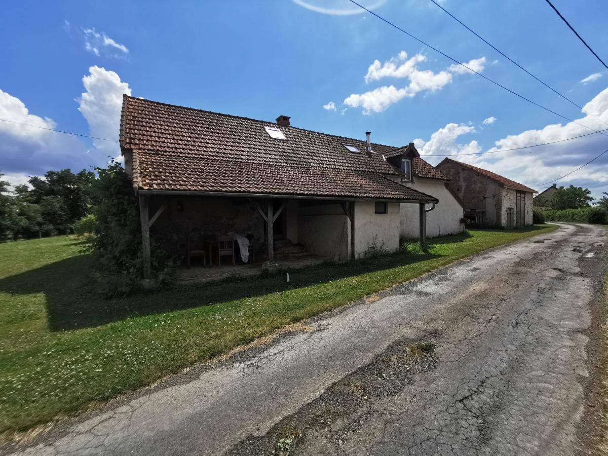 Maison De Campagne Isolee Pour Famille Ternant  Buitenkant foto